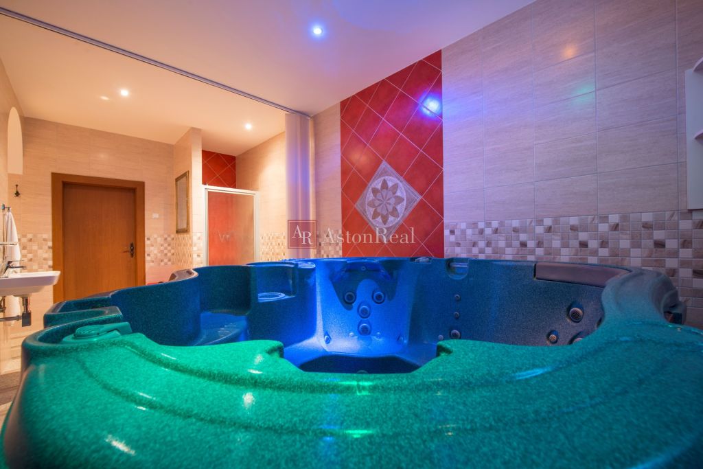 Hotel – pohľad 9