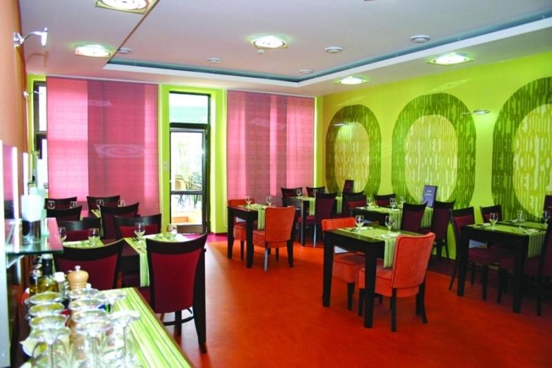Hotel Cosmopolitan – reštaurácia