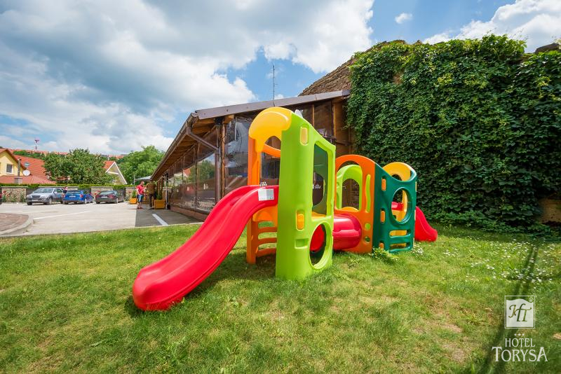Hotel Torysa – krytá terasa a detský kútik